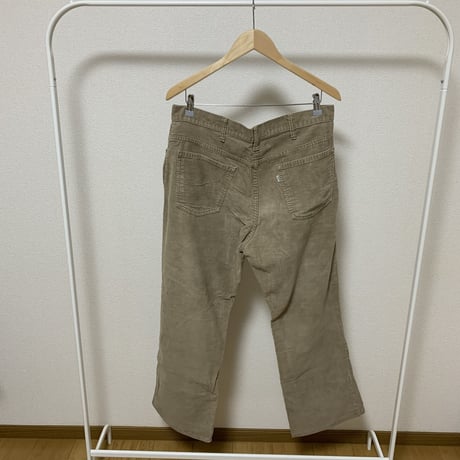 LEVI’S CORDUROY PANTS