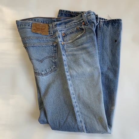 LEVI’S 501 JEANS