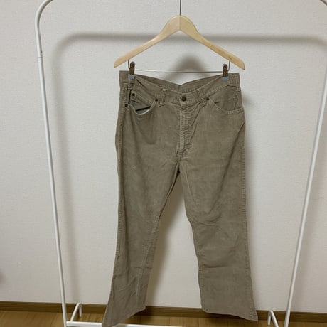 LEVI’S CORDUROY PANTS