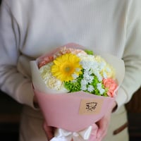 3-B『そのまま飾れるフレンチブーケ』イエロー系　花束(生花)