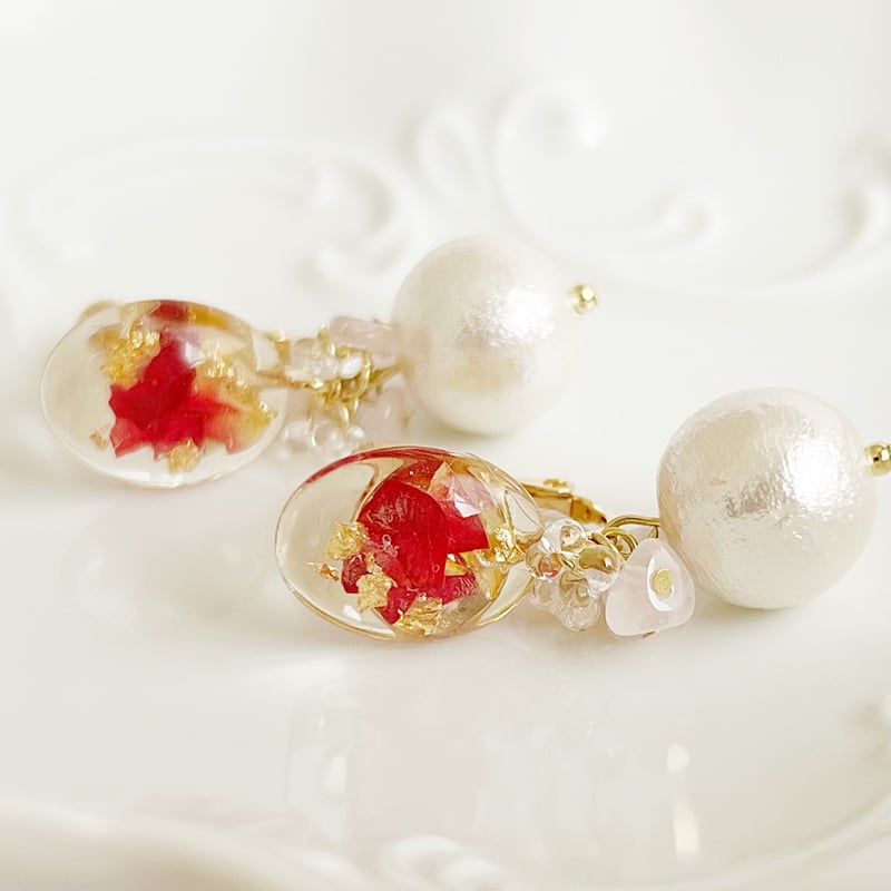 ローズとコットンパールのイヤリング ピアス | luumii accessory