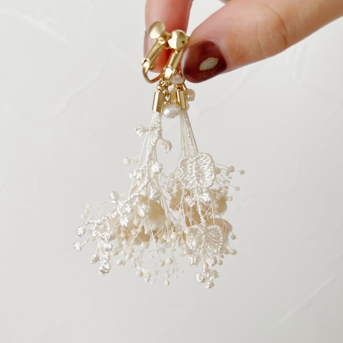 ローズ かすみ草 ミモザ イヤリング ハンドメイド ビュルデサボン ローズ かすみ草 ミモザ イヤリング ハンドメイド ビュルデサボン ROSA