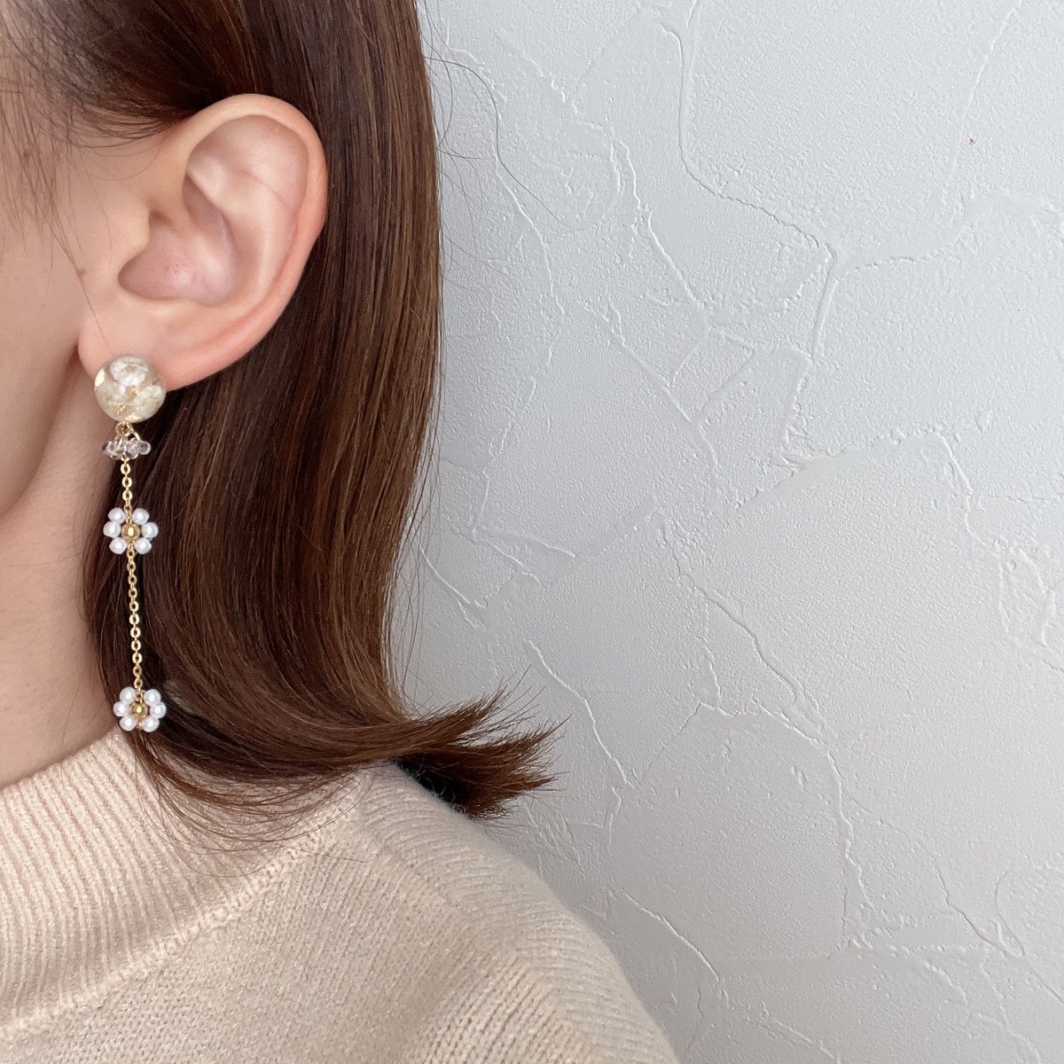 かすみ草とフラワーパールの華奢イヤリング/ピアス | luumii accessory