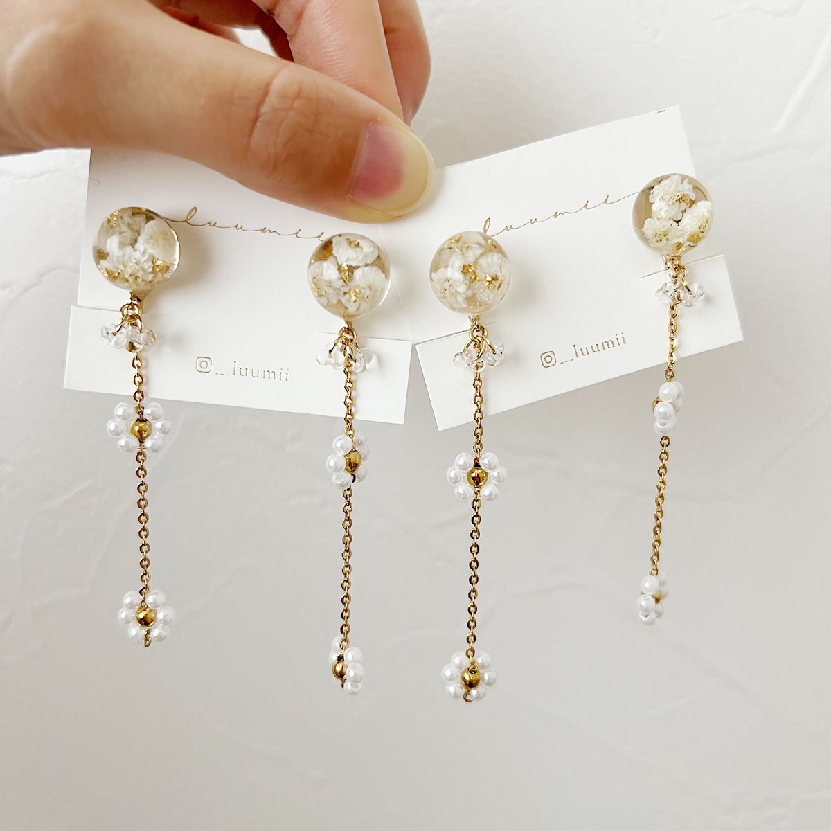 かすみ草とフラワーパールの華奢イヤリング/ピアス | luumii accessory
