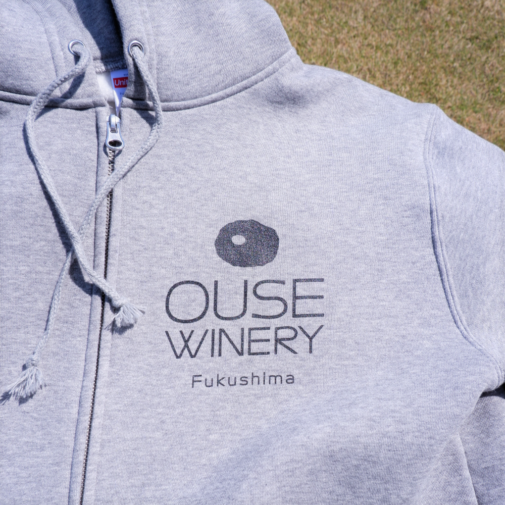 ロゴ入りパーカー（裏起毛） | 日本ワインショップ「ふくしま逢瀬