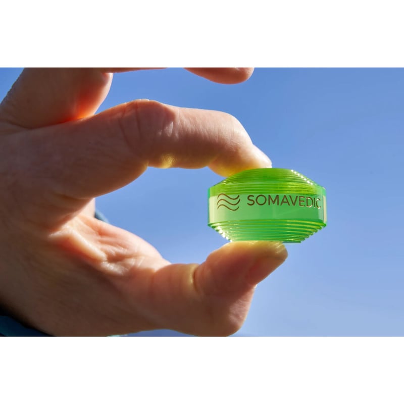 ソマヴェディック「ウェルネス・グリーン ポータブルボタン」 | Free