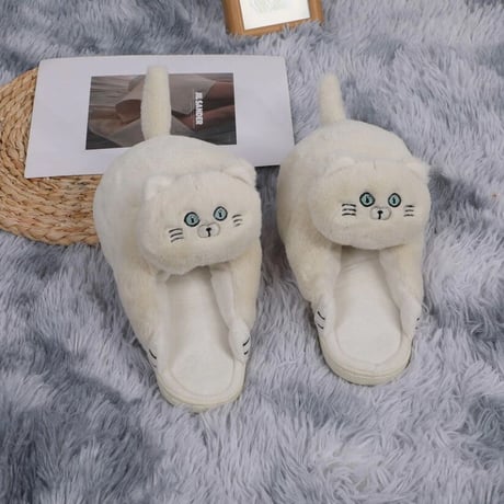 猫モチーフ ルームスリッパ｜ふわふわ・あったか・かわいい猫型スリッパ 室内用 レディース/メンズ