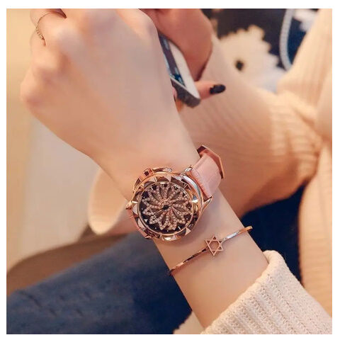 ROCHAS ロシャス　ハート型　ダイヤ　レディース　腕時計　ジュエリーウォッチ ROCHAS ロシャスハート型ダイヤレディース腕時計ジュエリーウォッチ