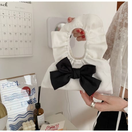 ミニ 蝶々 ハンドバッグ 上品 お嬢様 【2色展開】