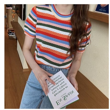 カラフルボーダーサマーニット 半袖 春 夏 カットソー カジュアル 明るい ラウンドネック 可愛い おしゃれ 大人 デート お出かけ 女子会 アウトドア 旅行 レディース