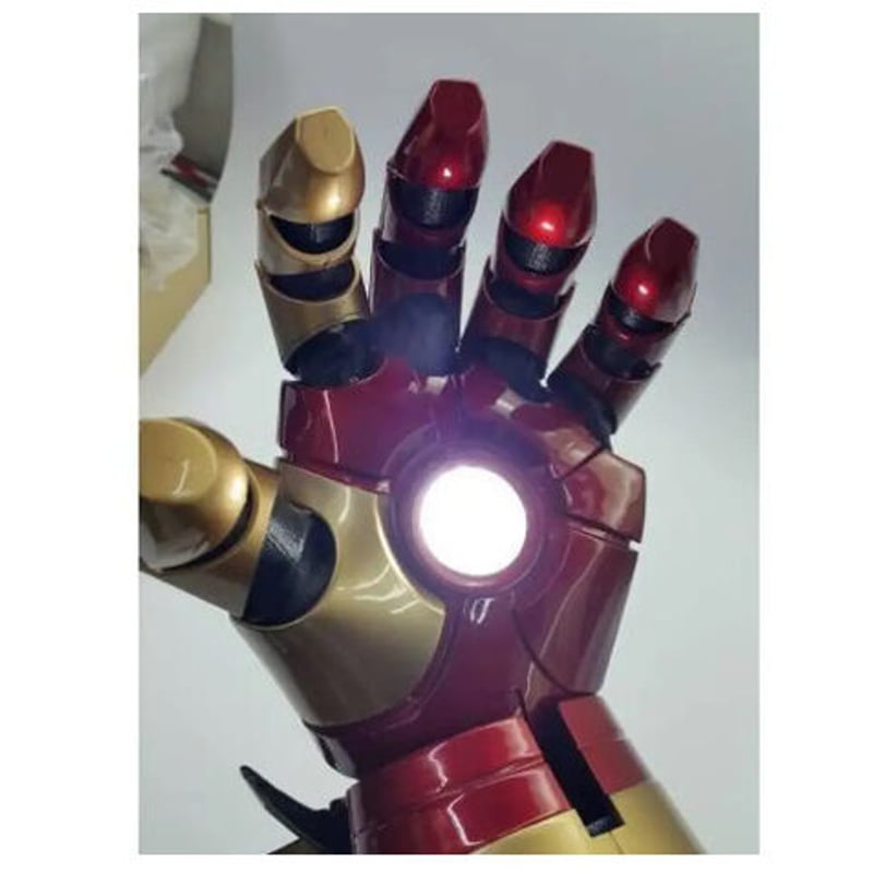 アイアンマン】新品 1/1 ガントレットライト アーム ハンド LEDライト