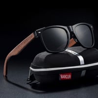 【黒くるみ製】 BARCUR 木製サングラス ユニセックス レア 偏光 UV400 スクエア ポラロイド 旅行 アウトドア BC8700 男女兼用 天然素材のぬくもり 【選べる3色】