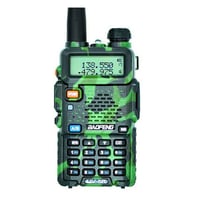 BAOFENG トランシーバー 二台セット ポータブル イヤホンマイク アンテナ 電池 充電器 アダプター ベルトクリップ付き 高性能 災害用にも サバゲー 大人気 おすすめ 迷彩 選べる5色