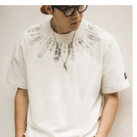 ネイティブインディアン フェザー ラウンドネック Tシャツ[2色展開]
