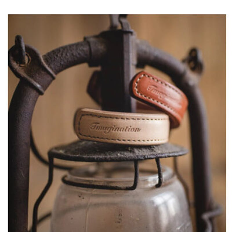 ⭕️leatherカフブレスレット　2段階調節あり およそ17cmと19cm レザー カフ ブレスレット [2色展開] | World Planet Market