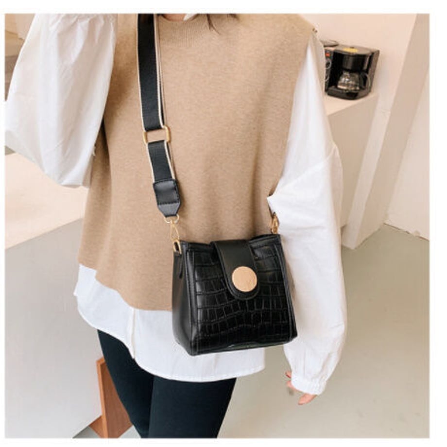 60db271cc3289c13f56b53ab