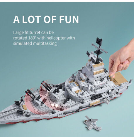 変形可能で大人気】 レゴ互換 軍艦 海上自衛隊 船 ミニフィグ付き LEGO