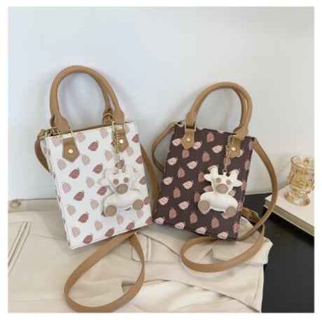 キュート カウチャーム スクエア バッグ【2色展開】