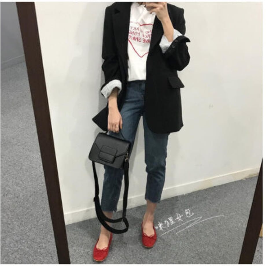 60db85d7f568512a3ec7f1c6