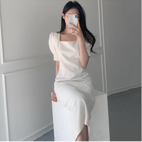 韓国風 着痩せ スクエアネック パフスリーブ スリット ワンピース 大人女子 エレガント オフィス  パーティー お呼ばれ デート