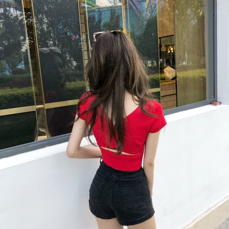 セクシー 大人女子 Vネック 半袖 ファッション 無地 着回し Tシャツ へそ出しコーデ