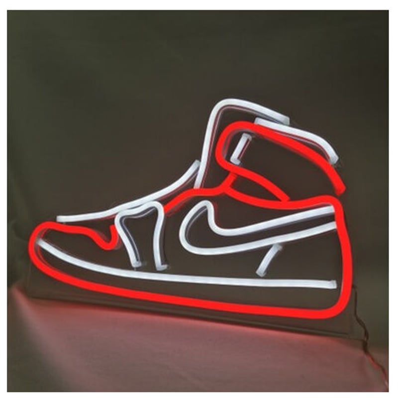 シューズ　shoes  ネオンサイン　LEDネオン　ガラスネオン　オーダーメイド スニーカー ニューバランス シューズ ネオン管 ネオンサイン
