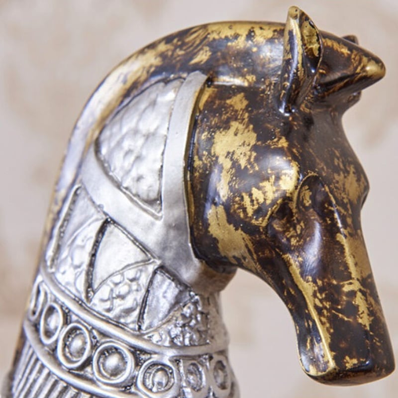 オブジェ】 置物 北欧インテリア 鎧を纏った馬 白 レトロ アンティーク