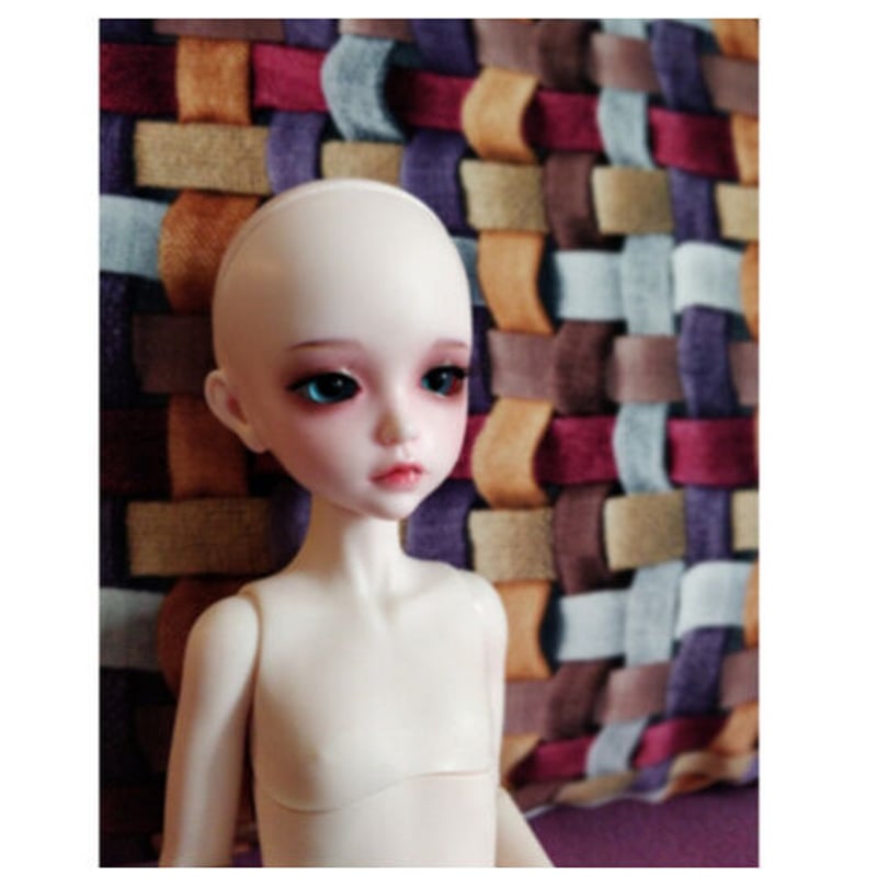 カスタムドール BJD 本体+眼球+メイクアップ済 球体関節人形 カスタムドール BJD 本体+眼球+メイクアップ済 球体関節人形