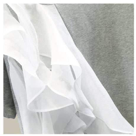 韓国風 シフォン フリル Tシャツ エレガント 大人女子 セクシー
