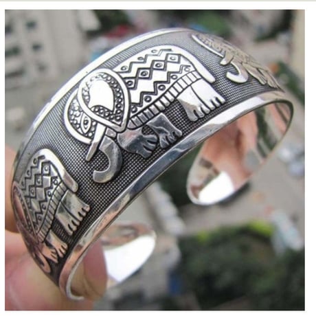 notボーンカフ バングル ティファニー♡ボーンカフ風の通販 by Miyo's shop｜ラクマ