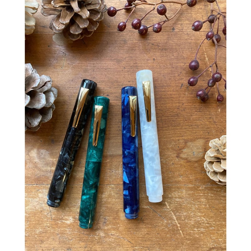 希少 マーレン ジャーナル K18 万年筆 2本まとめ イタリア製 マーブル 希少 マーレン ジャーナル K18 万年筆 2本まとめ イタリア製