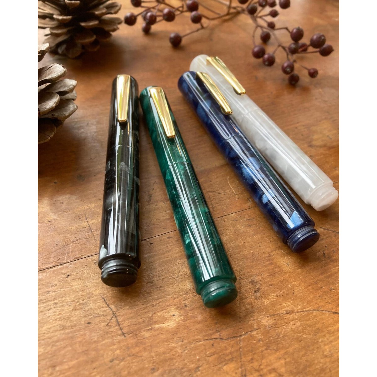 希少 マーレン ジャーナル K18 万年筆 2本まとめ イタリア製 マーブル 希少 マーレン ジャーナル K18 万年筆 2本まとめ イタリア製 マーブル