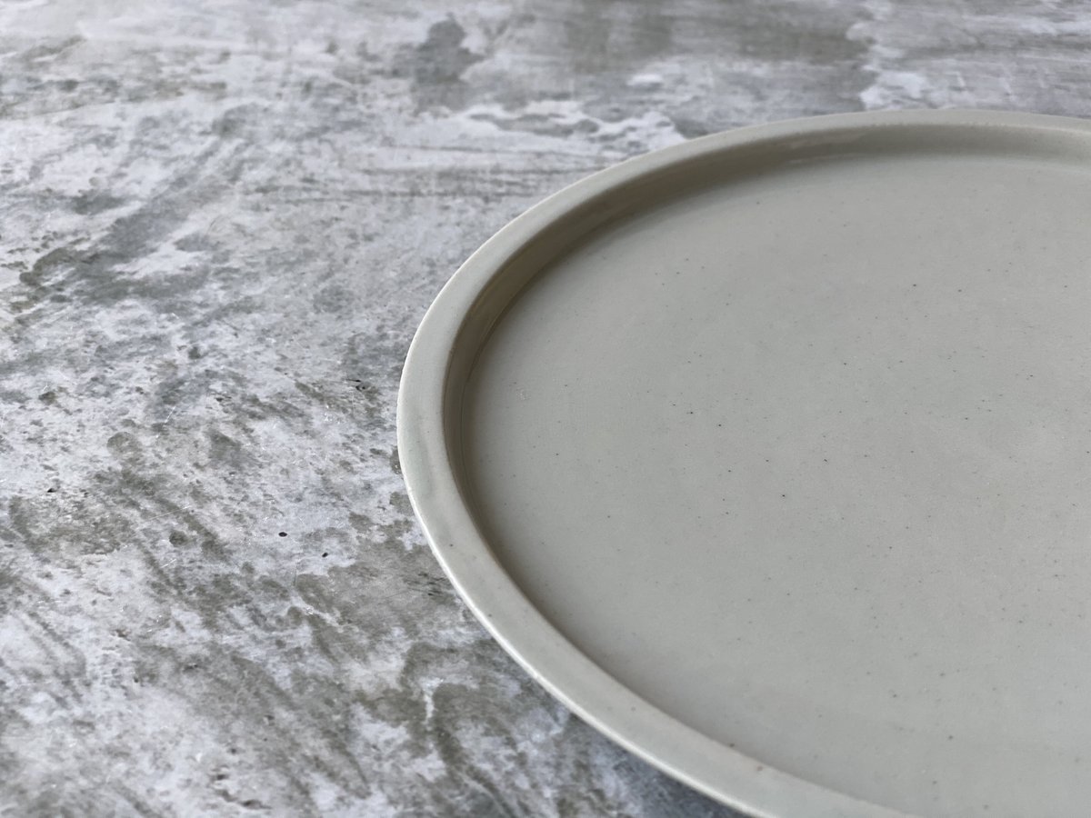 こいずみみゆき】リム皿 7寸 | Kinilu STORE