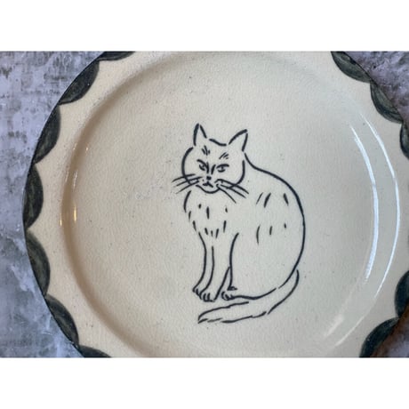 【桂さえか/猫展】丸リム皿（白ネコ）