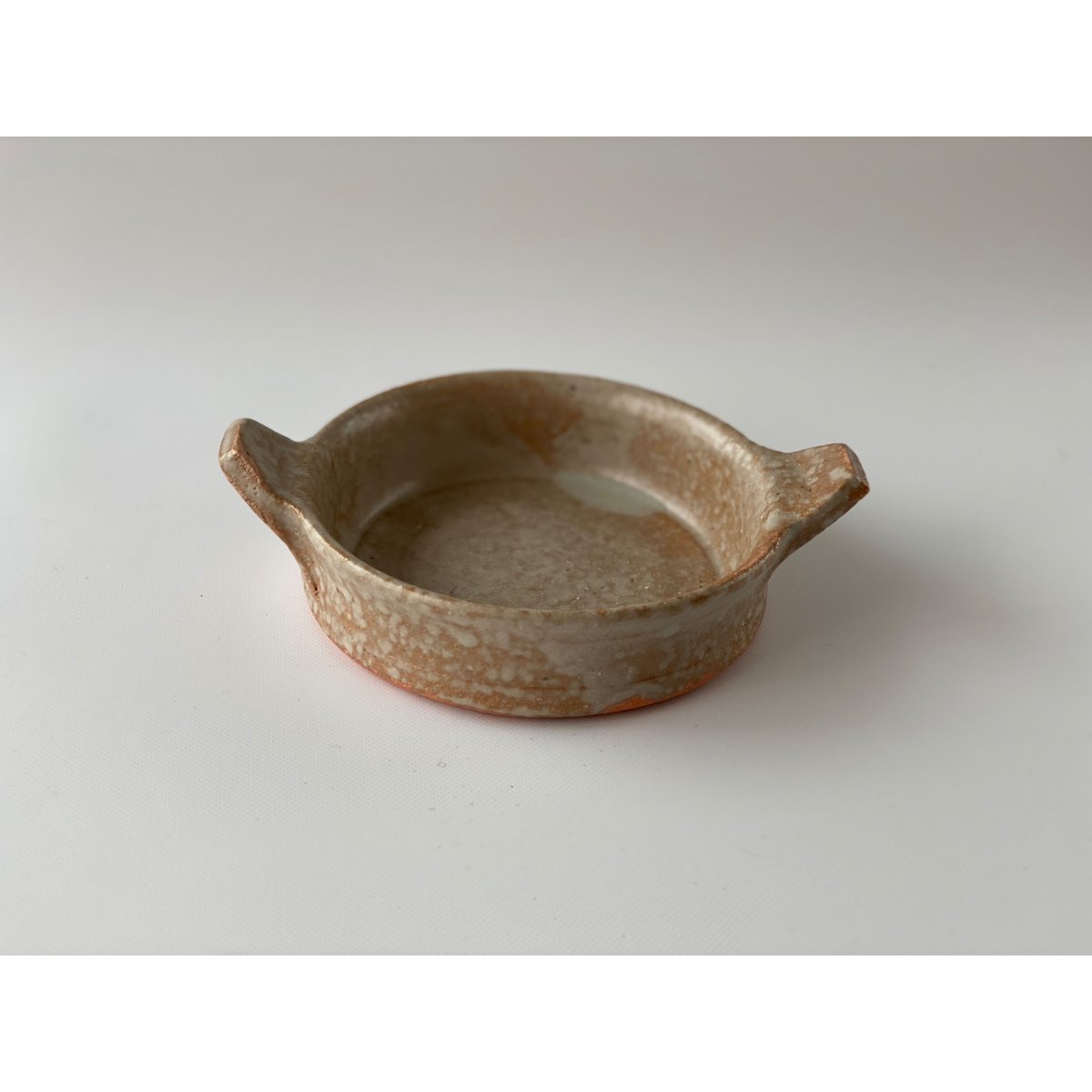 遠藤素子】グラタン皿 小 粉引／鉄釉 | Kinilu STORE