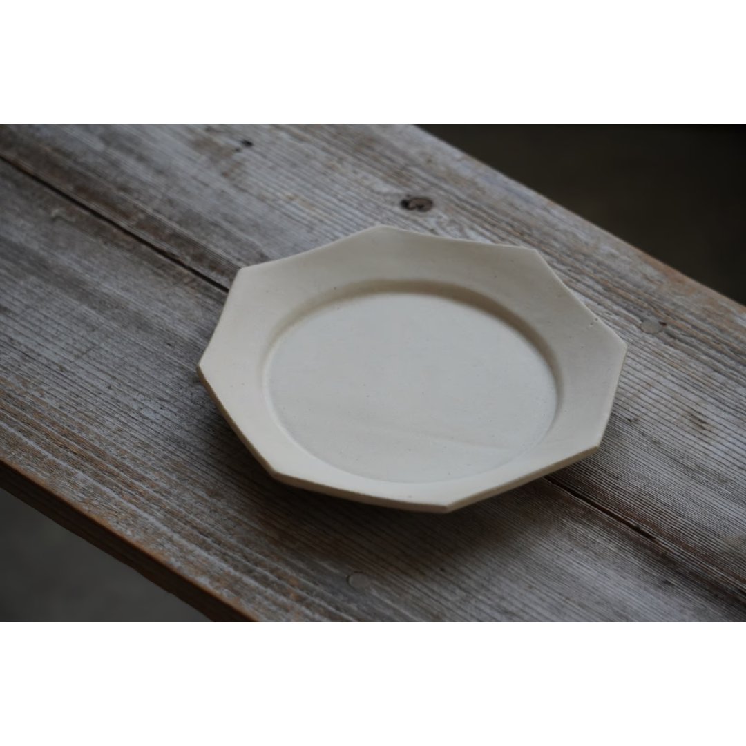八塚形ホワイト小皿二枚 八塚形ホワイト小皿二枚