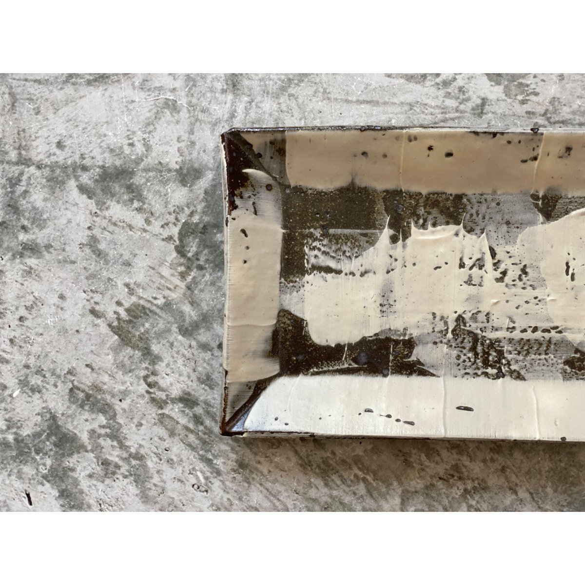 大原拓也】長角皿 M／刷毛目 | Kinilu STORE