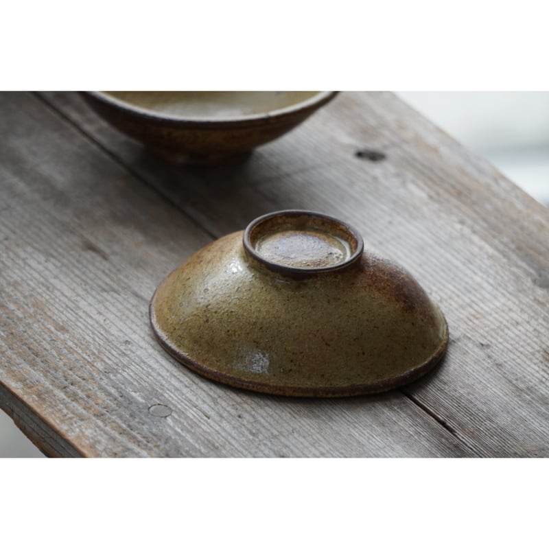 庄司理恵】卵小鉢／粉引・黒・わら灰 | Kinilu STORE