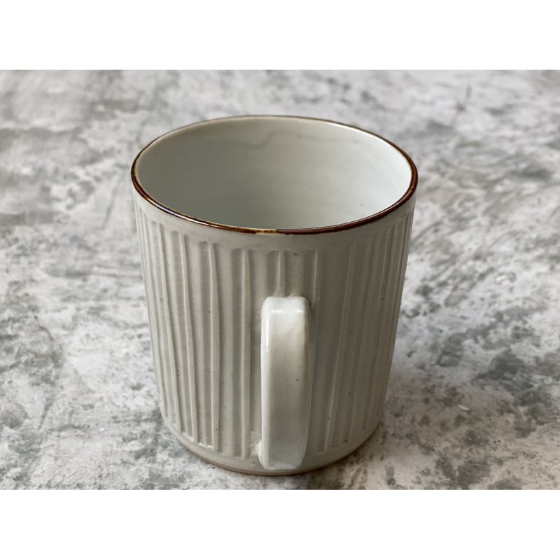 まどか 鈴木まどか】白瓷口錆縞マグ | Kinilu STORE