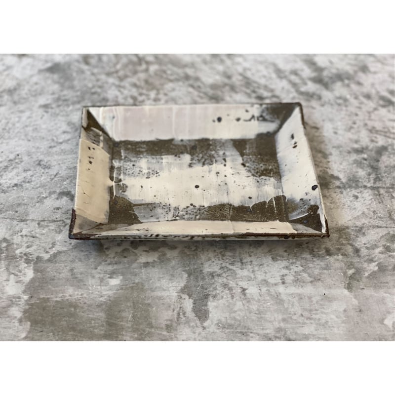 大原拓也】長角皿 S／刷毛目 | Kinilu STORE