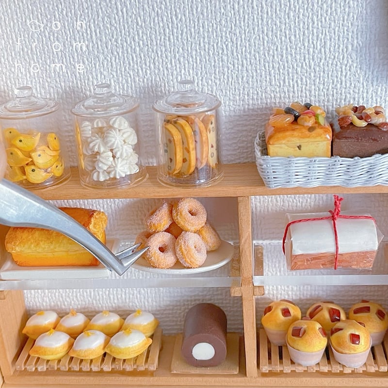 額装 ミニチュア】午後の陽だまりと、小さなお菓子屋さん | on from home