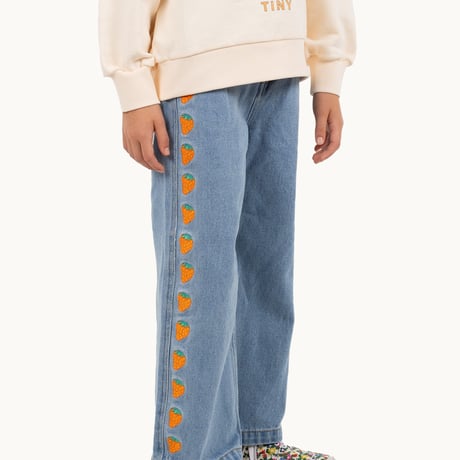 tiny cottons   STRAWBERRIES EMBROIDERED JEANS - light blue denim