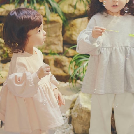 ARCADIA　Peplum Sweatshirts