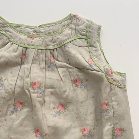 CARAMEL 　GINGER BABY DRESS - ROSE BOUQUET PRINT