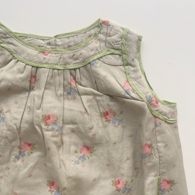 CARAMEL GINGER BABY DRESS - ROSE BOUQUET PRINT CARAMEL GINGER BABY DRESS - ROSE BOUQUET PRINT