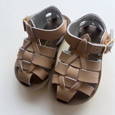 Salt Water Sandals　Shark - Latte  US 5-9