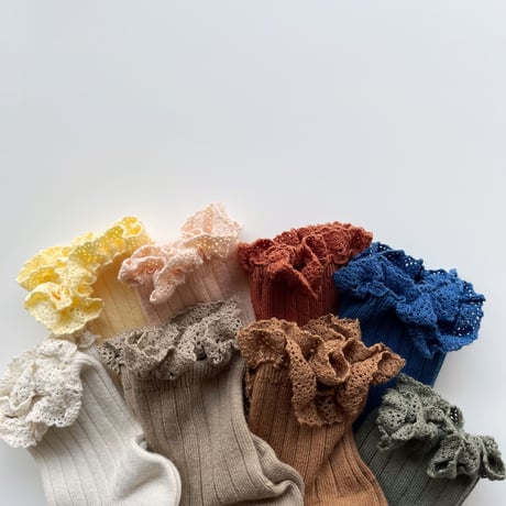 Collegien  Lili - Lace Trim Ankle Socks