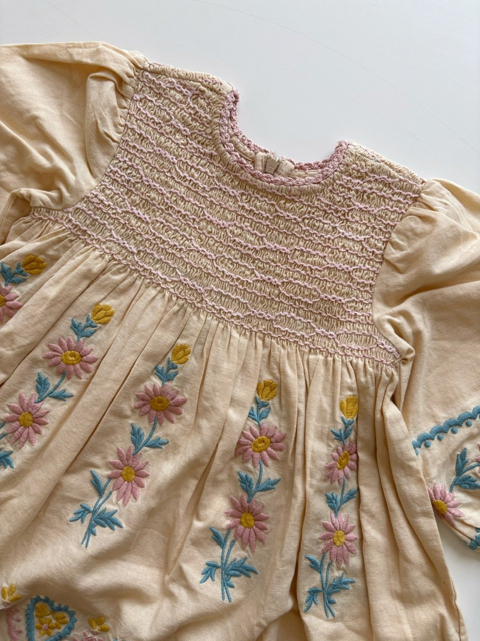 ワンピース Apolina Penny Smock Dress - Cashew 2-3y Apolina PENNY SMOCK DRESS - CASHEW | Baby Styl