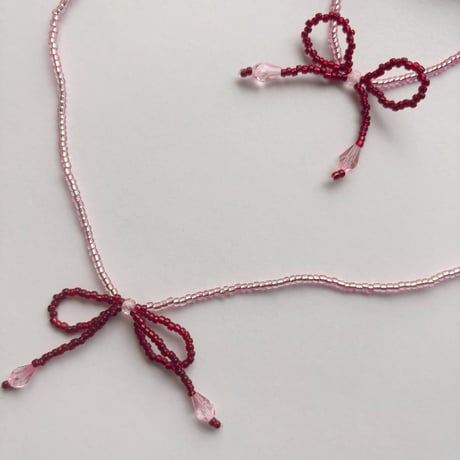 Konges Sløjd 　PEARLY NECKLACE & BRACELET S - MELLOW ROSE/RIO RED