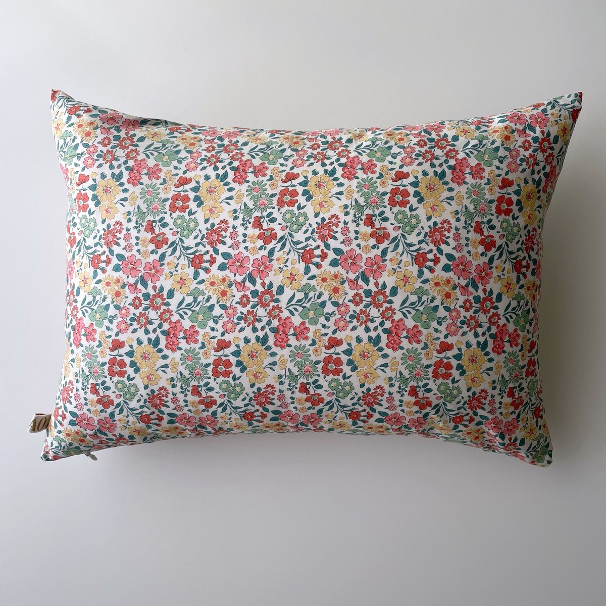 Mini embroidered cushion AMOUR